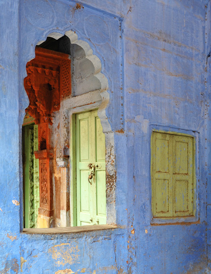 DSC_4049-blue-city-arch-and-window-810300-3